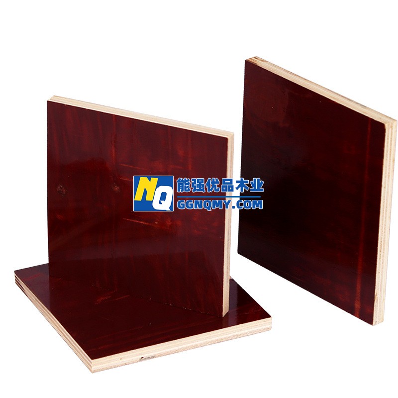木板建筑模板專業(yè)廠家，平整細(xì)膩防撞抗沖擊，施工輕便可定制